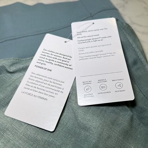 NWT Athleta Nolita Slim Tapered Print Crop Size 24 - Picture 7 of 10